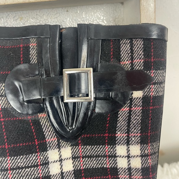 Austin Trading Company Black Plaid Rain Boots Size 7 EUC - Picture 6 of 10